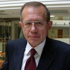 ТОЛСТОВ Сергей Валерьянович (TOLSTOV Sergei)
