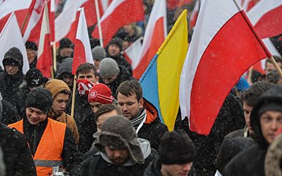 Польский политолог: украинцы оказывают негативное влияние на экономику Польши