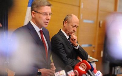 Ушаков поставил в пример мэру Риги рассуждения порноактрис о морали