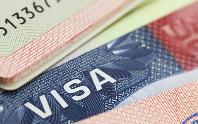 Латвия ограничит прием заявлений на визу для граждан России и Беларуси из-за «шпиономании»