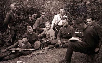 Настоящие сражения: в 1944 г. бандеровцы не боялись нападать на Красную Армию. У них даже был самолет