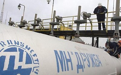Беларусь забирает технологическую нефть из «Дружбы» для своих НПЗ