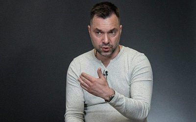 Арестовича внесли в базу «Миротворца»