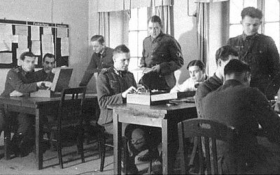 Узнали по татуировке: история о том, как советские спецслужбы нашли опасного украинского полицая, прятавшегося в России