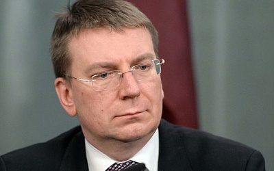 Кандидат в президенты Латвии рассказал о закупках вагонов в ответ на вопрос о выдворении россиян