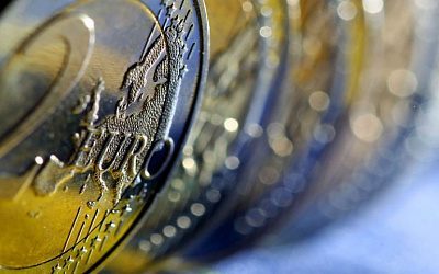 Демократия light: в Латвии хотят обменять Сейм на лат