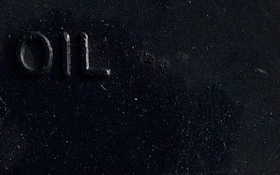 Стоят ли США и Саудовская Аравия за падением цен на нефть?