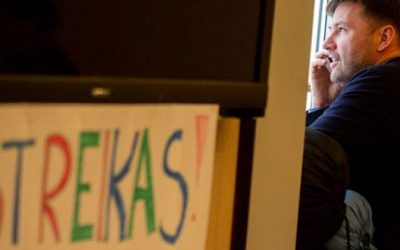 Учителя Литвы возобновляют забастовку