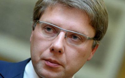 Парадокс Ушакова: Латвию от кризиса пытается спасти мэр Риги 