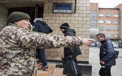 Украинцы начинают сопротивляться мобилизации