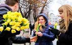 Молдавское общество празднует 8 Марта назло людям Сороса в Кишиневе