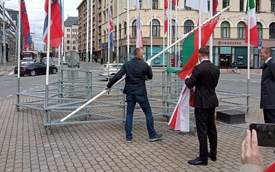 Международная федерация хоккея осудила власти Латвии за замену флага Беларуси