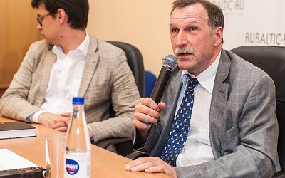 Политики из Восточной Европы мстят России за свою советскую молодость