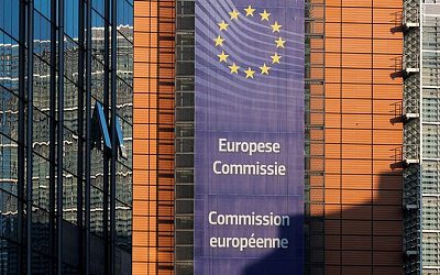 Еврокомиссия рекомендовала начать переговоры о вступлении Молдовы и Украины в ЕС