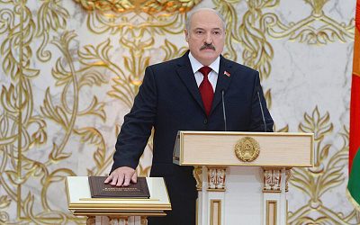 Юридическое окно для вступления в НАТО: какую Конституцию Лукашенко готовит Беларуси