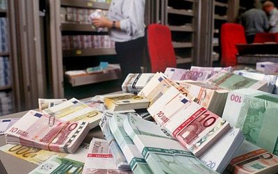 Банкам стран Балтии и Молдовы запретили участвовать в валютных торгах в России