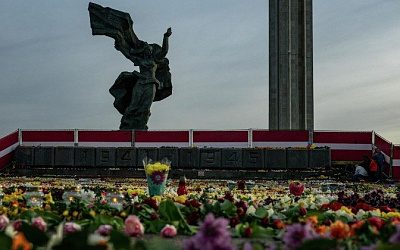 В Ленинградской области заявили о готовности принять Памятник Освободителям Риги