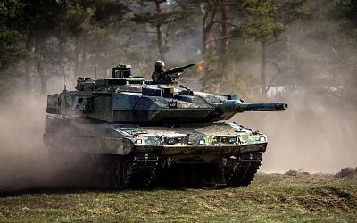 Военный зоопарк: Литва пересадит «волков» на «леопарды»