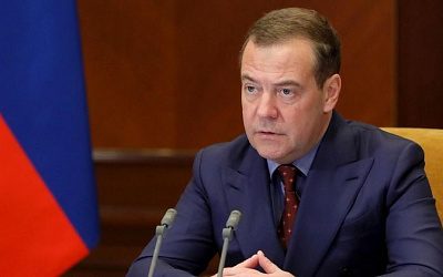 Медведев оценил шансы «бандеровского чучела» дожить до старости