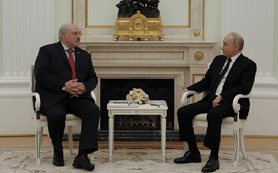 Лукашенко пожаловался Путину на власти Литвы, Латвии и Польши