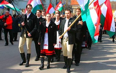 Будапешт призвал Украину прекратить зверства против венгров в Закарпатье