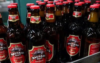 Пить по новым правилам: Латвия ограничила продажу алкоголя