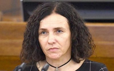 Министр образования Латвии пожаловалась на угрозы родителей школьников по поводу языковой реформы