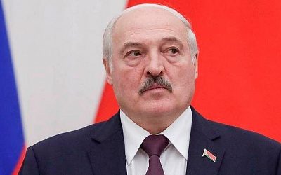 Лукашенко отказался бомбить Украину