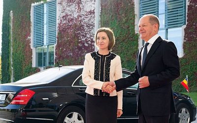 Шольц пообещал президенту Молдовы защиту от России