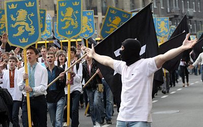 Украина переходит из рядов стран-победителей в союзники нацистской Германии