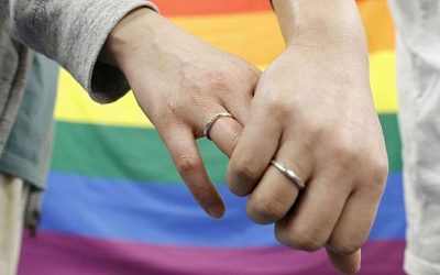 Стало известно, какая доля жителей Молдовы выступает против однополых браков
