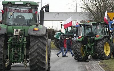 Польские фермеры заблокировали границу с Литвой