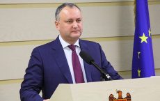Додон наложил вето на законопроект о праздновании в Молдавии Дня Европы 9 мая