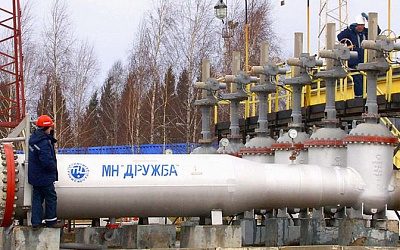 Российские компании возобновили поставки нефти в Беларусь