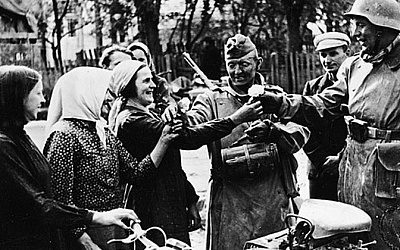 Нож в спину: 22 июня 1941 г. литовцы, служившие в Красной Армии, начали убивать своих командиров