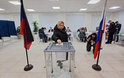 «Долгий путь домой»: жители ДНР и ЛНР впервые выбирают президента России