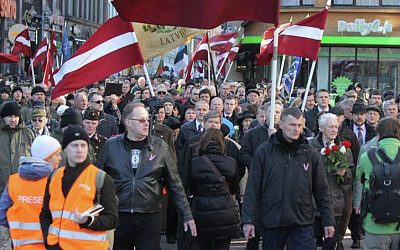 Евродепутаты от Латвии осудили перенос акции антифашистов в День памяти латышских легионеров