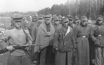 Два советских автоматчика вели 200 немцев, в конце пути их было уже 500: неизвестные факты о штурме Кенигсберга