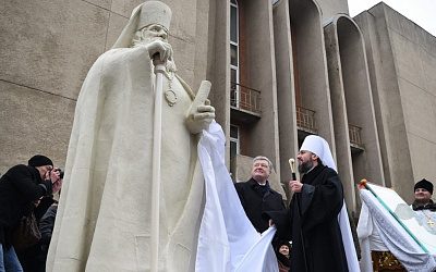 Кощунство в вышиванках: как ненависть к России привела Украину к осквернению православия