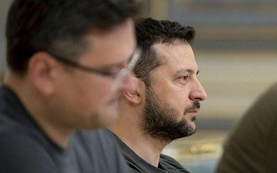 Архиважная политическая осень Зеленского началась с провала