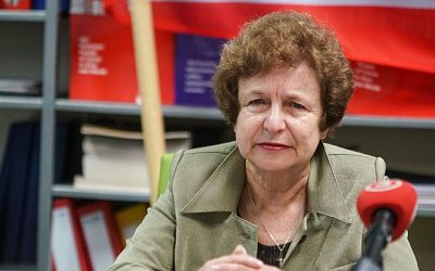 Европарламент призвал Ригу тщательно проверить Жданок на контакты с ФСБ России