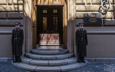 Правительство Латвии возглавил гражданин США