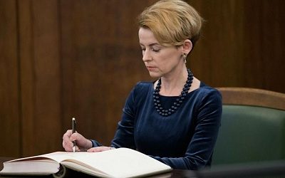 Нацблок потребовал отставки главы МВД Латвии из-за Дня Победы