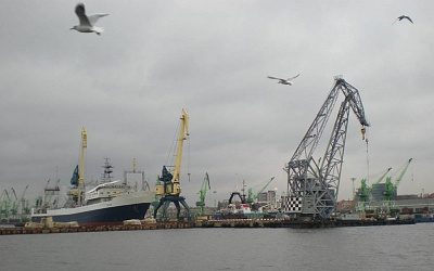 Клайпеда захирела: власти Литвы добивают единственный порт страны