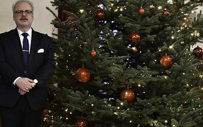 Санта-Клаус подарит Латвии избавление от «наследия оккупации»