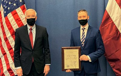 США наградили латвийского прокурора за уголовное дело против «врага Америки»