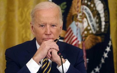 Президент США подписал указ о санкциях в связи с признанием Россией ДНР и ЛНР