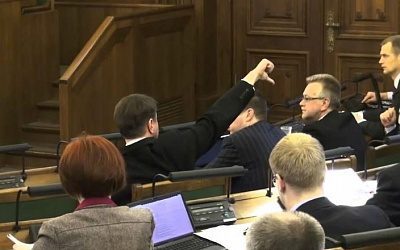 Демократия элит: латвийская политика для избранных