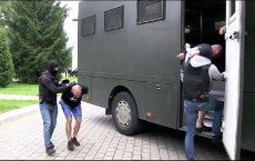 Киев официально запросил Минск о выдаче 28 задержанных россиян