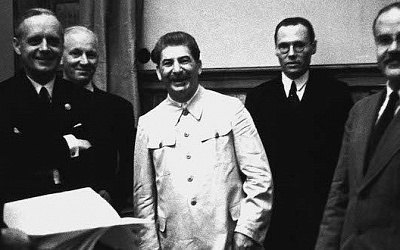 «Вынужденный шаг Сталина»: белорусские историки о пакте Молотова-Риббентропа